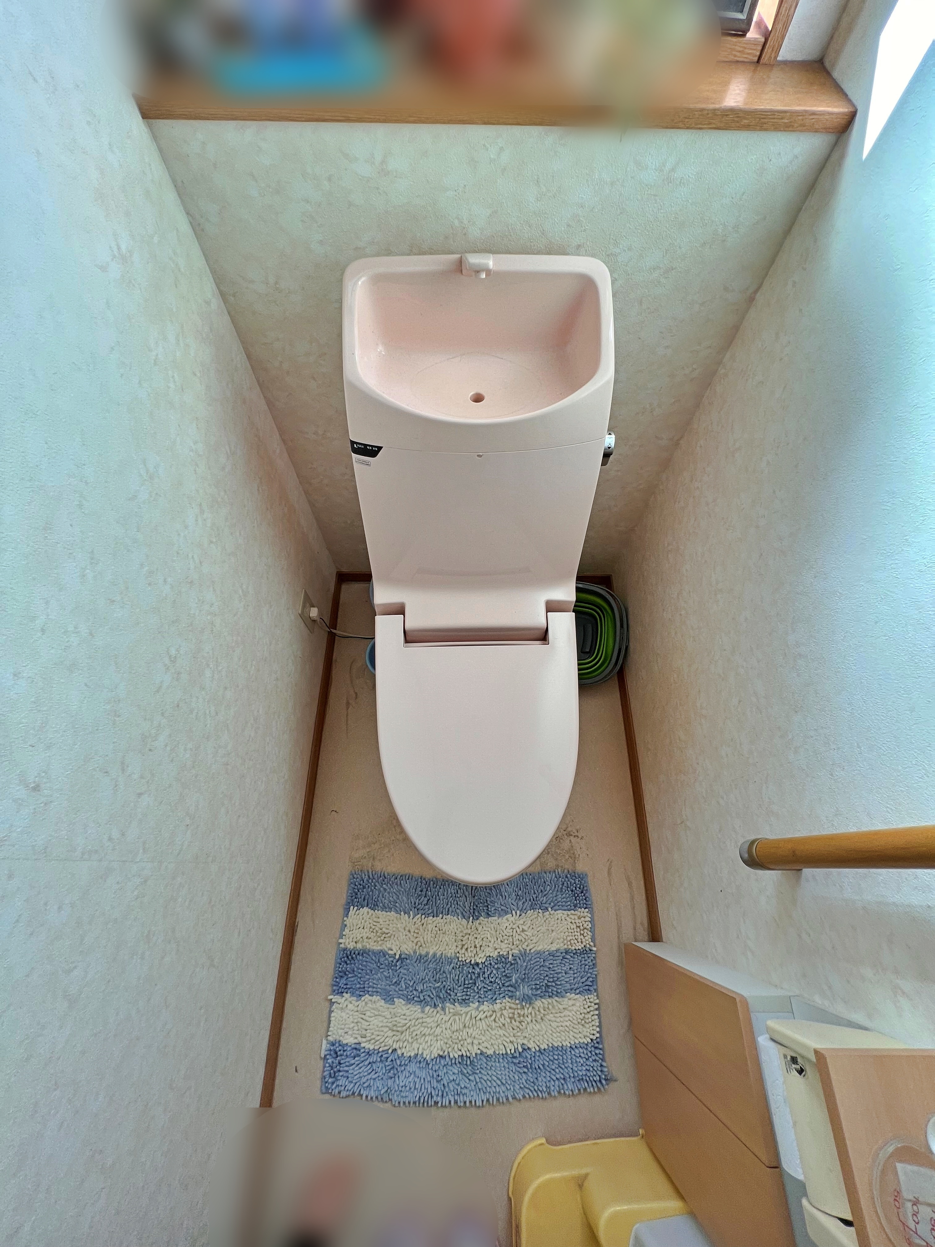 トイレをリフォーム致しました。